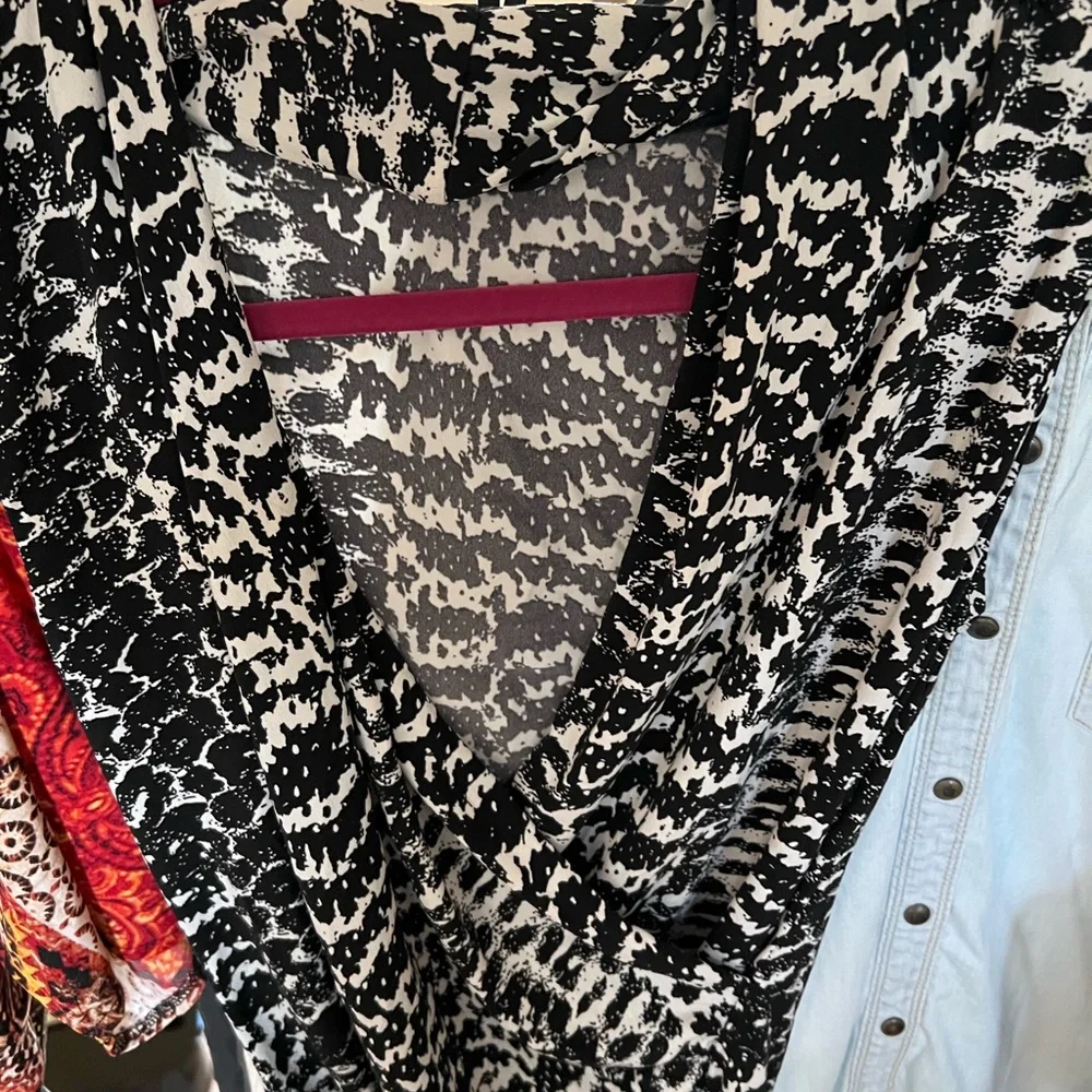 Casual Shirts Bundle - Picture 4 of 11